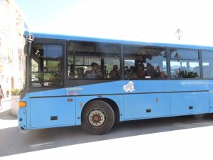 cinque-terre-bus